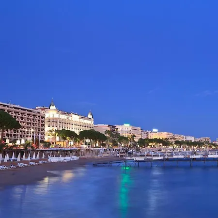 Jardin Croisette Hotel